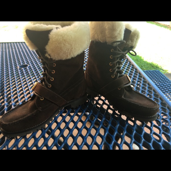 Ralph Lauren suede and lamb skin boots - Picture 2 of 8